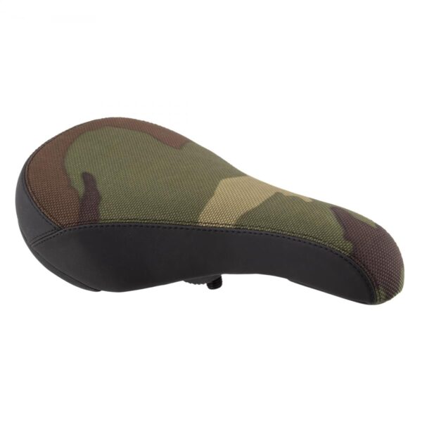 Black Ops BMX Pivotal Saddle Park Rat CAMO High Density Foam Padding Upgrade your BMX experience with the Black Ops BMX Pivotal Saddle Park Rat CAMO. This saddle features high-density foam padding for enhanced comfort. The smaller 230x132mm size is perfect for riders who prefer a sleek profile and extra clearance. Dominate the park in style with this top-notch saddle.