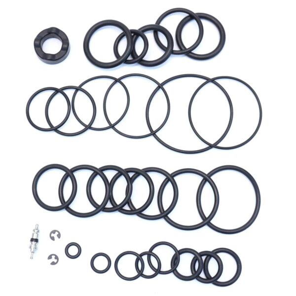 CANNONDALE LEFTY SERVICE KIT 100hr 2 SPRING Brand Cannondale Size Original Cannondale 100-hour service kit for all Lefty 2.0 forks with 2Spring air piston kits. Includes air seals, schrader air valve, and c-clips. Keep your fork in peak condition.